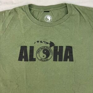 T&C Surf Designs Aloha Hawaii T Shirt Men's Medium Green Yin Yang Flag Tee